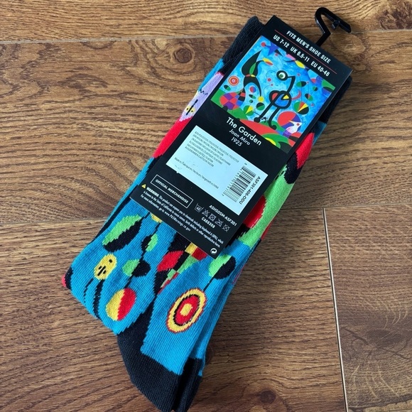 Artist Series: The Garden by: Joan Miro 1925 crew socks - Picture 3 of 4